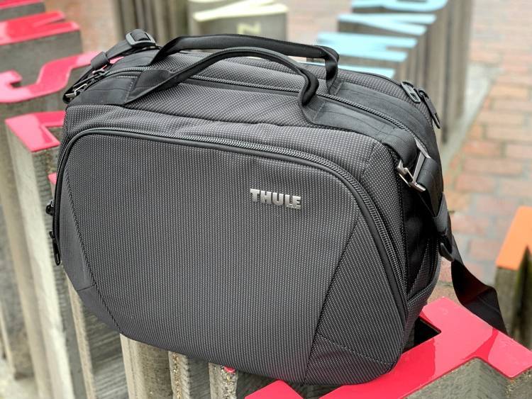 Thule crossover 25l outlet review